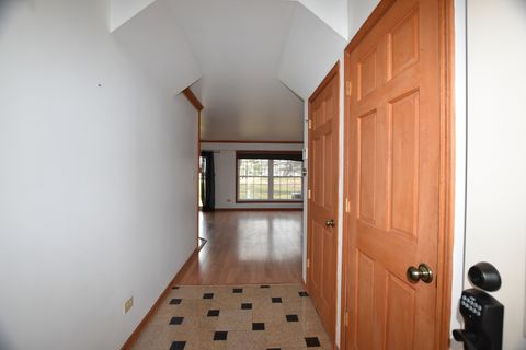 Tiny photo for 4475 Olmstead Drive, Hoffman Estates, IL 60192 (MLS # 12575590)