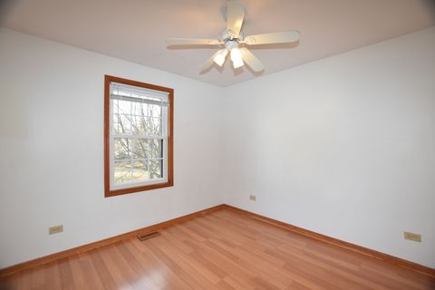 Tiny photo for 4475 Olmstead Drive, Hoffman Estates, IL 60192 (MLS # 12575590)