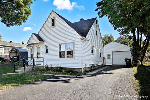 1315 Cherokee Drive Round Lake Beach IL 60073