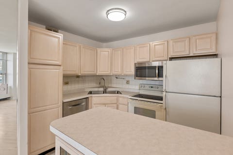 Tiny photo for 2626 N Lakeview Avenue #3609, Chicago, IL 60614 (MLS # 12724672)