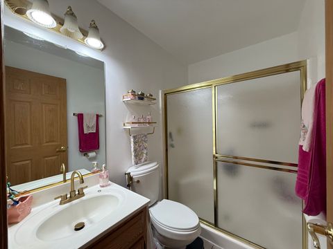 Tiny photo for 6706 Pondview Drive, Tinley Park, IL 60477 (MLS # 12615611)