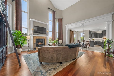 Tiny photo for 9N773 Old Mill Court, Elgin, IL 60124 (MLS # 12715344)