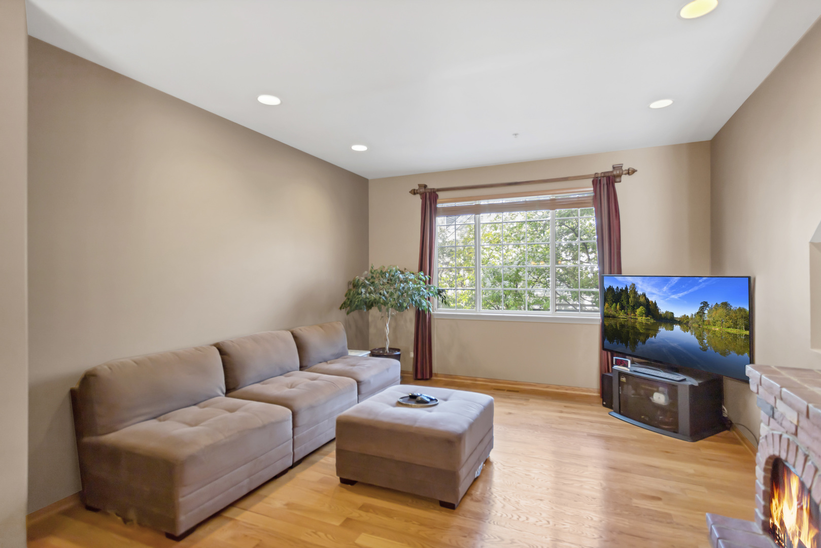 165 Lucerne Court 165