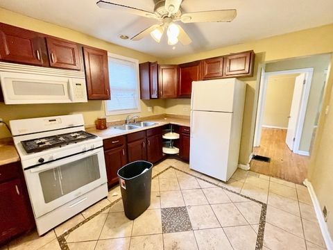 Tiny photo for 9129 S Chappel Avenue, Chicago, IL 60617 (MLS # 12489805)