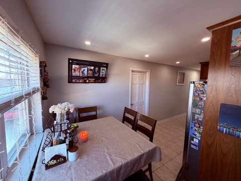 Tiny photo for 4209 Kolze Avenue #2S, Schiller Park, IL 60176 (MLS # 12586580)