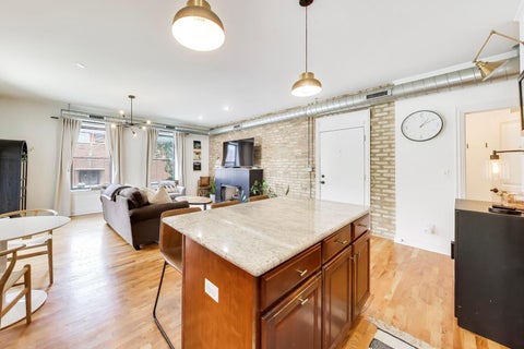 Tiny photo for 1659 W Addison Street #1, Chicago, IL 60613 (MLS # 12768300)