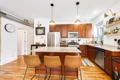 Tiny photo for 1659 W Addison Street #1, Chicago, IL 60613 (MLS # 12768300)