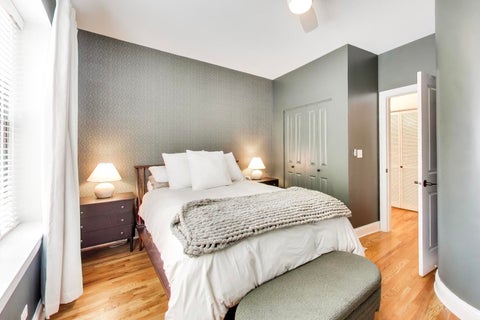 Tiny photo for 1659 W Addison Street #1, Chicago, IL 60613 (MLS # 12768300)