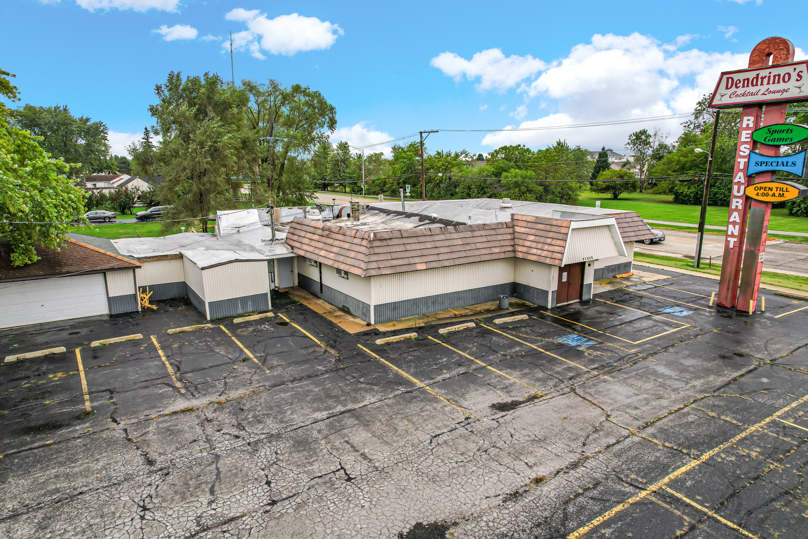 18301 Oak Park Avenue