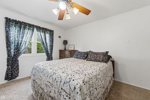 Tiny photo for 275 ESSEX Court, Aurora, IL 60504 (MLS # 12688230)