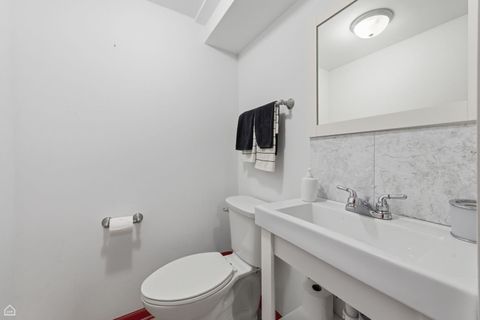 Tiny photo for 275 ESSEX Court, Aurora, IL 60504 (MLS # 12688230)