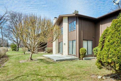 Tiny photo for 3035 RENNES Court, Northbrook, IL 60062 (MLS # 12606685)