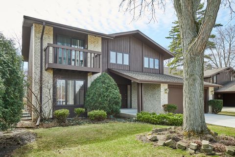 Photo of 3035 RENNES Court, Northbrook, IL 60062 (MLS # 12606685)
