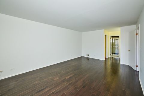 Tiny photo for 3035 RENNES Court, Northbrook, IL 60062 (MLS # 12606685)