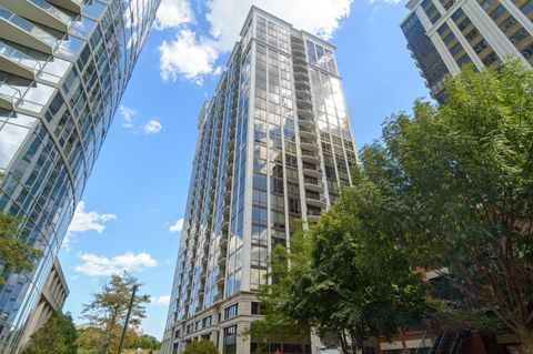 Photo of 233 E 13th Street #1204, Chicago, IL 60605 (MLS # 12495868) Photo of 233 E 13th Street #1204, Chicago, IL 60605 (MLS # 12495868)