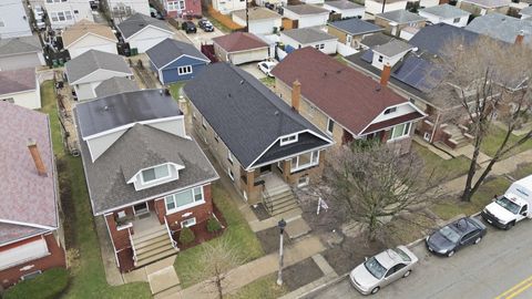 Tiny photo for 1913 East Avenue, Berwyn, IL 60402 (MLS # 12590613)