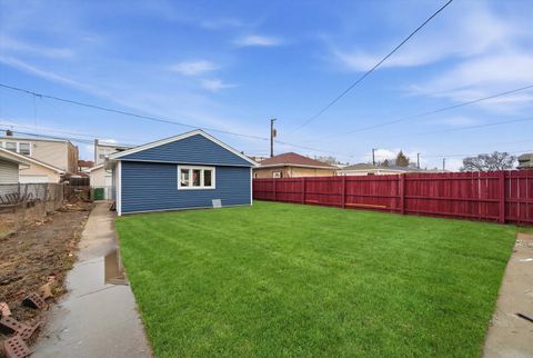 Tiny photo for 1913 East Avenue, Berwyn, IL 60402 (MLS # 12590613)