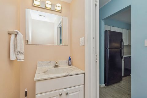 Tiny photo for 7682 S 88th Court, Justice, IL 60458 (MLS # 12515620)