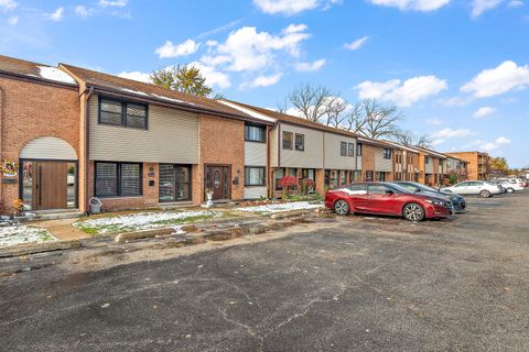 Tiny photo for 7682 S 88th Court, Justice, IL 60458 (MLS # 12515620)