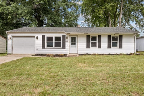 Photo of 947 36th Avenue, East Moline, IL 61244 (MLS # 12763232)