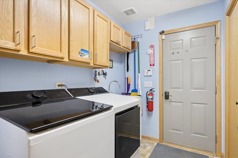 Tiny photo for 1479 Mackenzie Lane, Elgin, IL 60120 (MLS # 12671285)