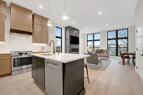 Tiny photo for 4353 N Richmond Avenue #2S, Chicago, IL 60618 (MLS # 12525658)