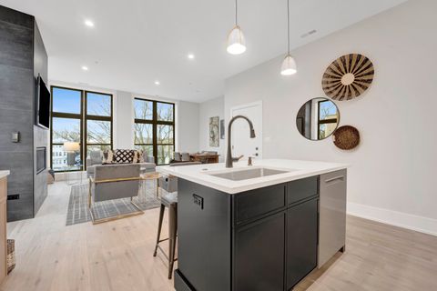 Tiny photo for 4353 N Richmond Avenue #2S, Chicago, IL 60618 (MLS # 12525658)