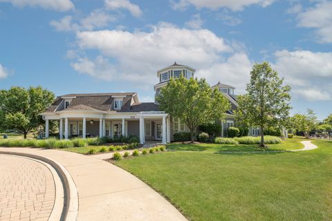 Tiny photo for 816 Colchester Drive, Oswego, IL 60543 (MLS # 12629232)