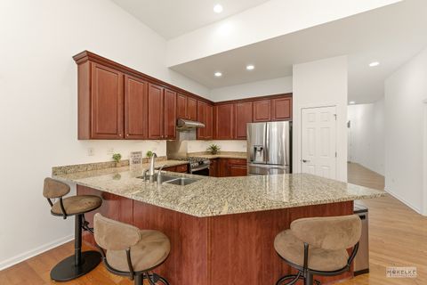 Tiny photo for 816 Colchester Drive, Oswego, IL 60543 (MLS # 12629232)