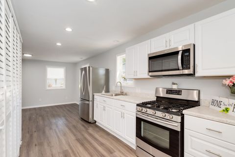 Tiny photo for 3821 E Wonder Lake Road, Wonder Lake, IL 60097 (MLS # 12388401)