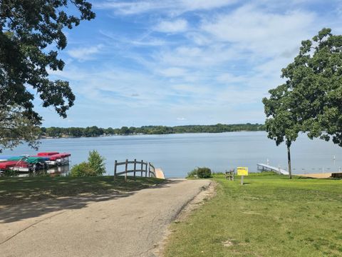 Tiny photo for 3821 E Wonder Lake Road, Wonder Lake, IL 60097 (MLS # 12388401)