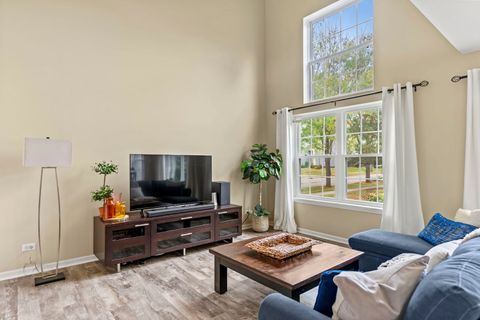 Tiny photo for 797 Silk Oak Lane #797, Crystal Lake, IL 60014 (MLS # 12494067)