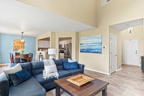 Tiny photo for 797 Silk Oak Lane #797, Crystal Lake, IL 60014 (MLS # 12494067)