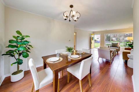 Tiny photo for 1149 N Hickory Avenue, Arlington Heights, IL 60004 (MLS # 12619539)