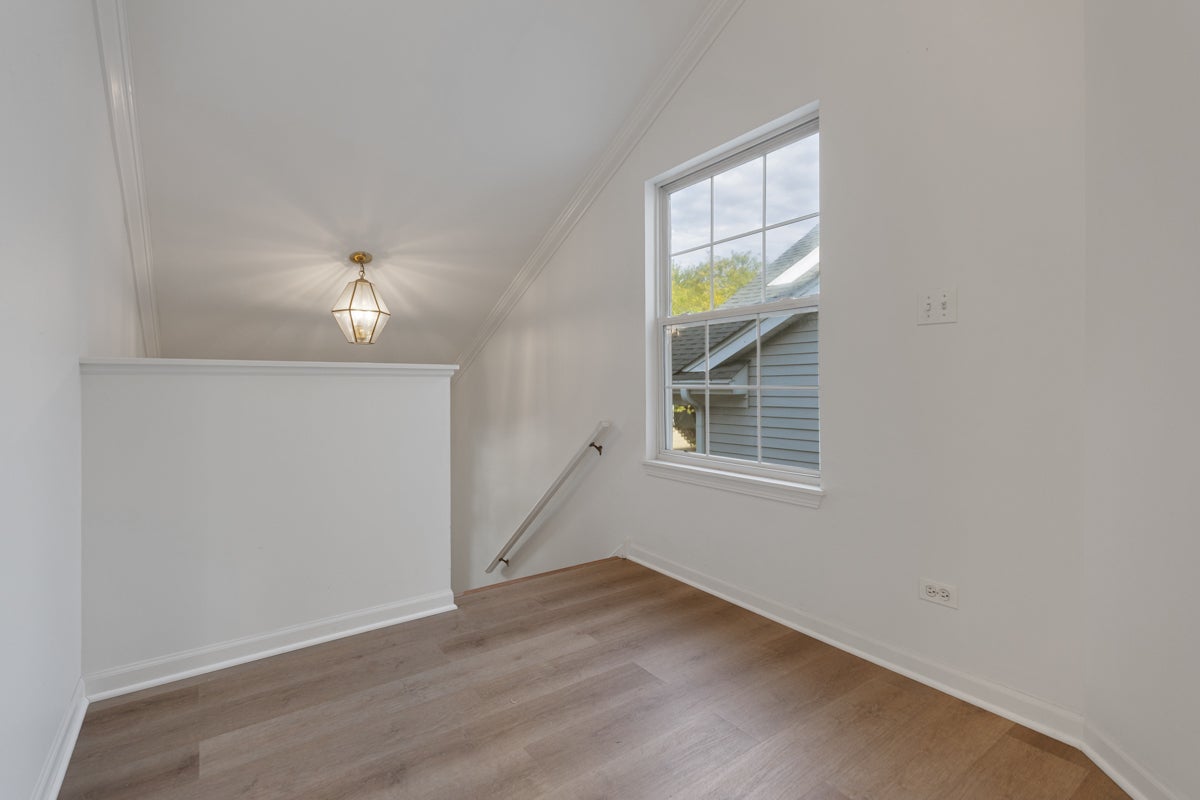 2290 Scott Lane 2290