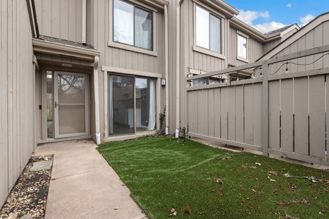 Tiny photo for 1331 Oak Hill Road, Lake Barrington, IL 60010 (MLS # 12605956)