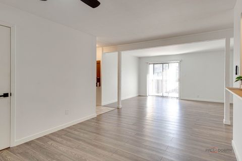 Tiny photo for 800 Brook Drive #1, Streamwood, IL 60107 (MLS # 12553624)