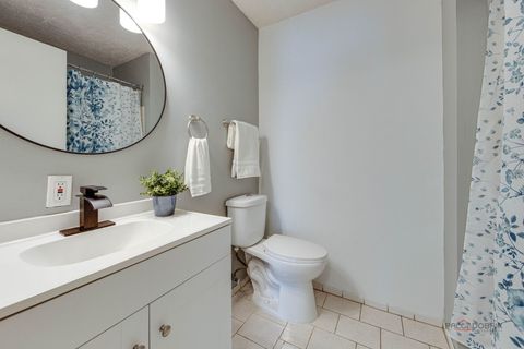 Tiny photo for 800 Brook Drive #1, Streamwood, IL 60107 (MLS # 12553624)