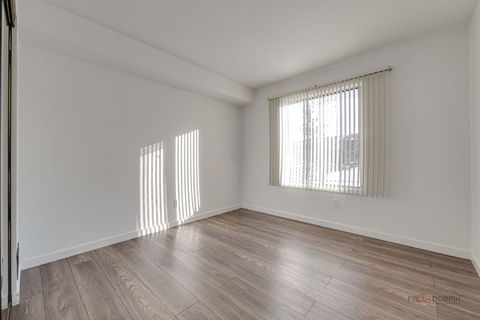 Tiny photo for 800 Brook Drive #1, Streamwood, IL 60107 (MLS # 12553624)