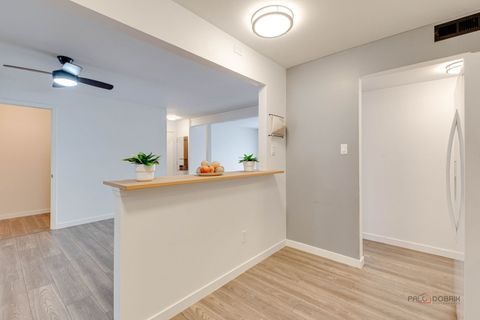 Tiny photo for 800 Brook Drive #1, Streamwood, IL 60107 (MLS # 12553624)