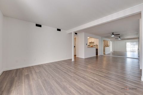 Tiny photo for 800 Brook Drive #1, Streamwood, IL 60107 (MLS # 12553624)