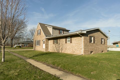 Tiny photo for 201 S Brush Avenue, Ladd, IL 61329 (MLS # 12598840)