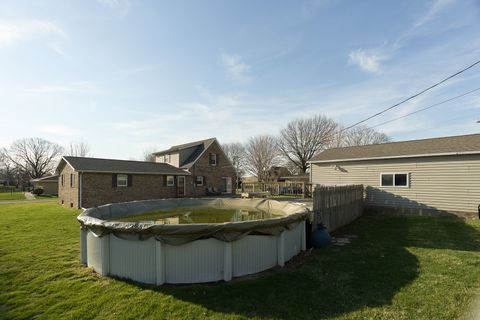 Tiny photo for 201 S Brush Avenue, Ladd, IL 61329 (MLS # 12598840)