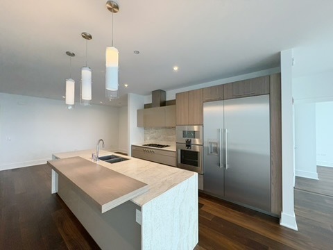 363 E Wacker Drive 3103