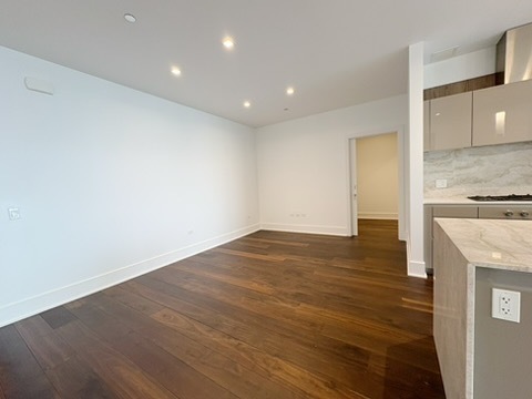 363 E Wacker Drive 3103