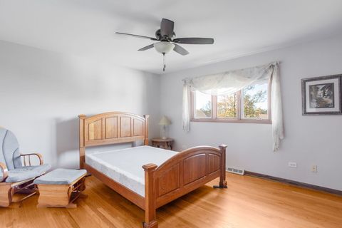 Tiny photo for Orland Park, IL 60462 (MLS # 12517583)