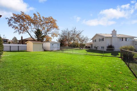 Tiny photo for Orland Park, IL 60462 (MLS # 12517583)