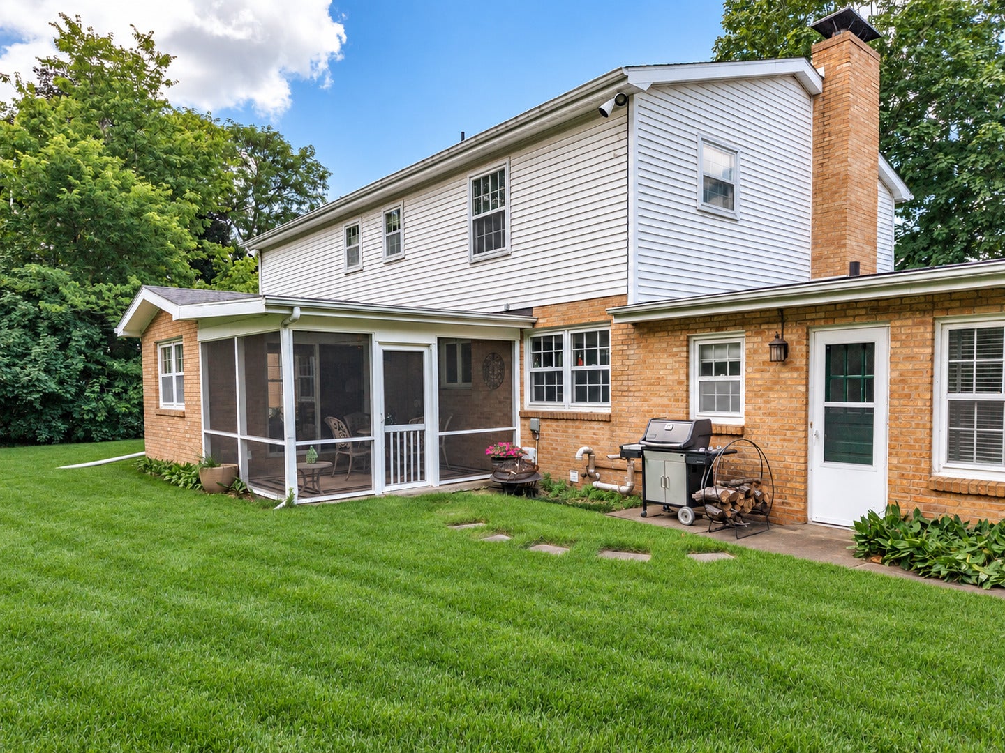 12 Northcrest Court