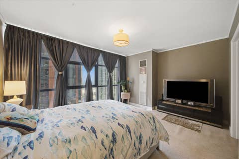 Tiny photo for 201 N WESTSHORE Drive #1708, Chicago, IL 60601 (MLS # 12703866)