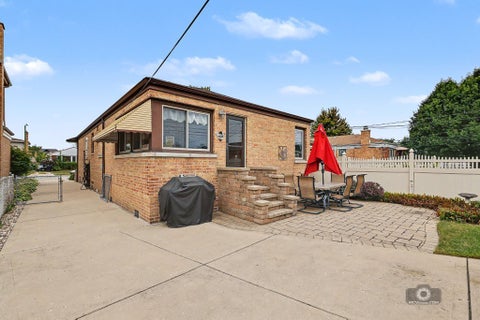 Tiny photo for 3843 W 107th Place, Chicago, IL 60655 (MLS # 12762085)